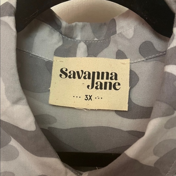 Savanna Jane Gray Camo Dress with Floral Embroidery Size 3X - Picture 2 of 8
